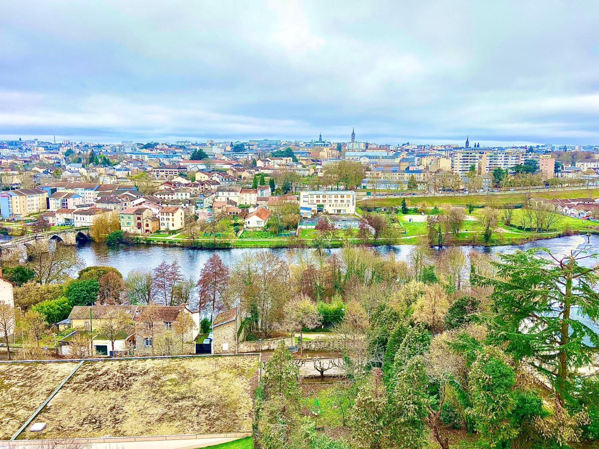 Le Panoramique, Splendide Avec Vue Sur La Vienne Apartment Limoges