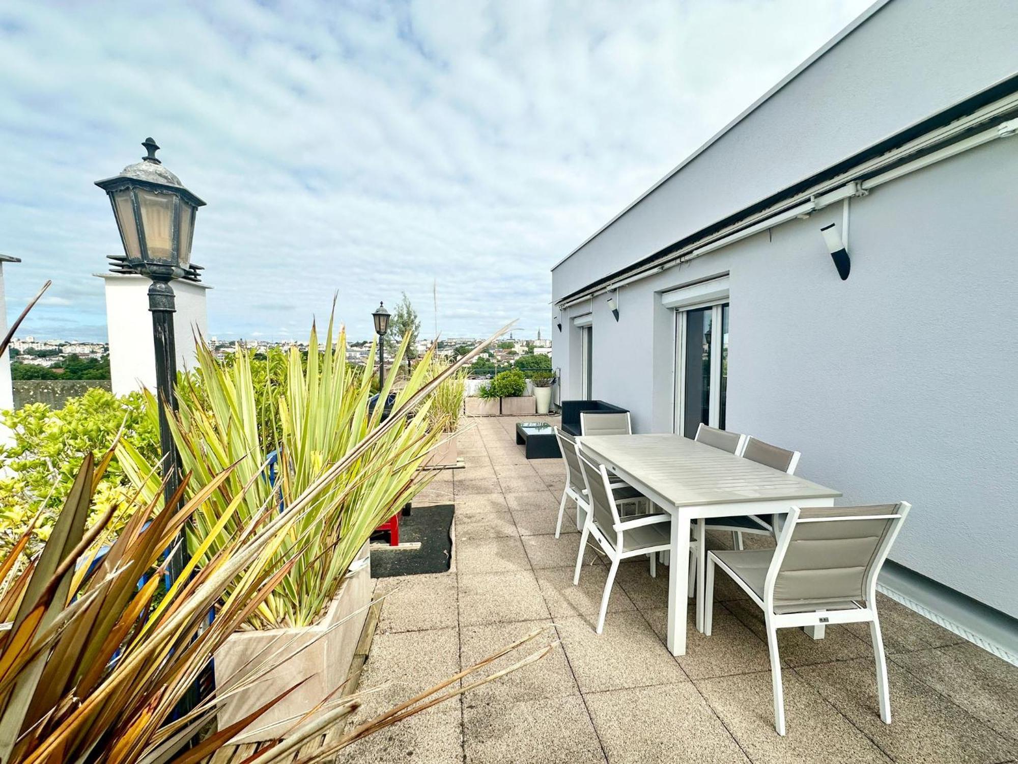 Le Panoramique, Splendide Avec Vue Sur La Vienne Apartment *